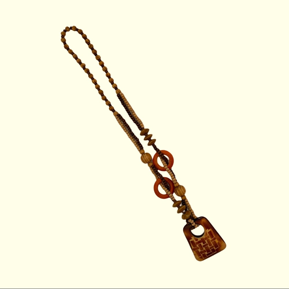 Fun, chunky wooden necklace.